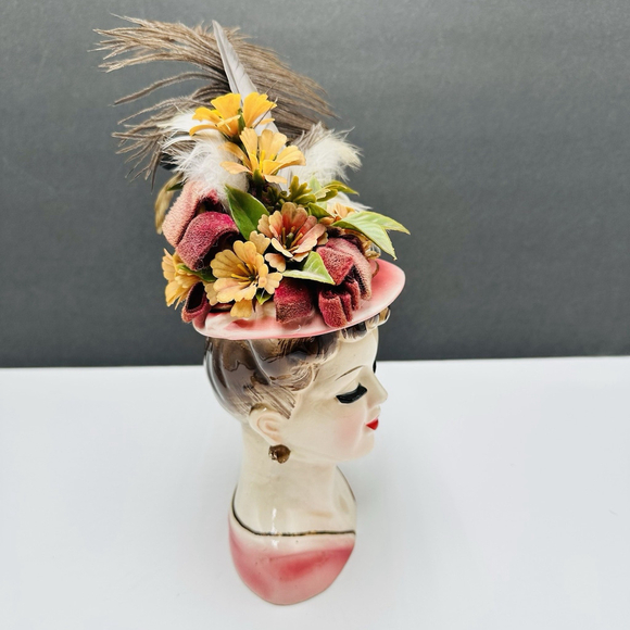 Vintage Nippon Yoko Boeki Lady 7” Head Vase Blond Floral Feather Top Ceramic - Picture 6 of 15